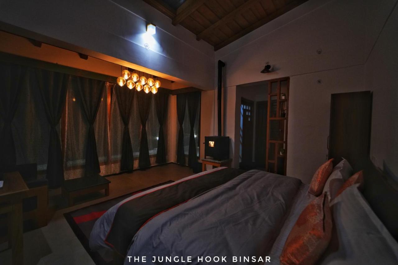 The Jungle Hook Binsar Hotel Almora Luaran gambar